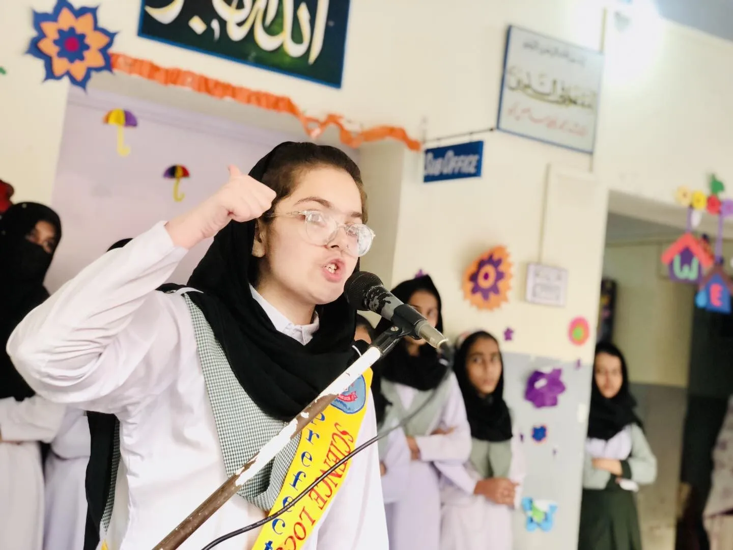 Home - Girl Student Speaking - Science Locus School Playgroup To Matric Education